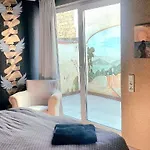 Le Cadeau בית אירוח